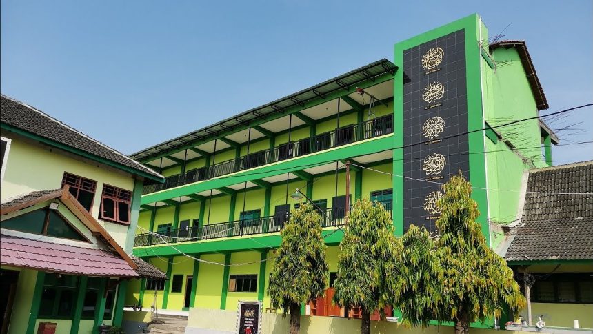 REVIEW 7 Pondok Pesantren Modern Terbaik Unggulan Di Jawa Tengah REVIEW 7 Pondok Pesantren Modern Terbaik Unggulan Di Jawa Tengah