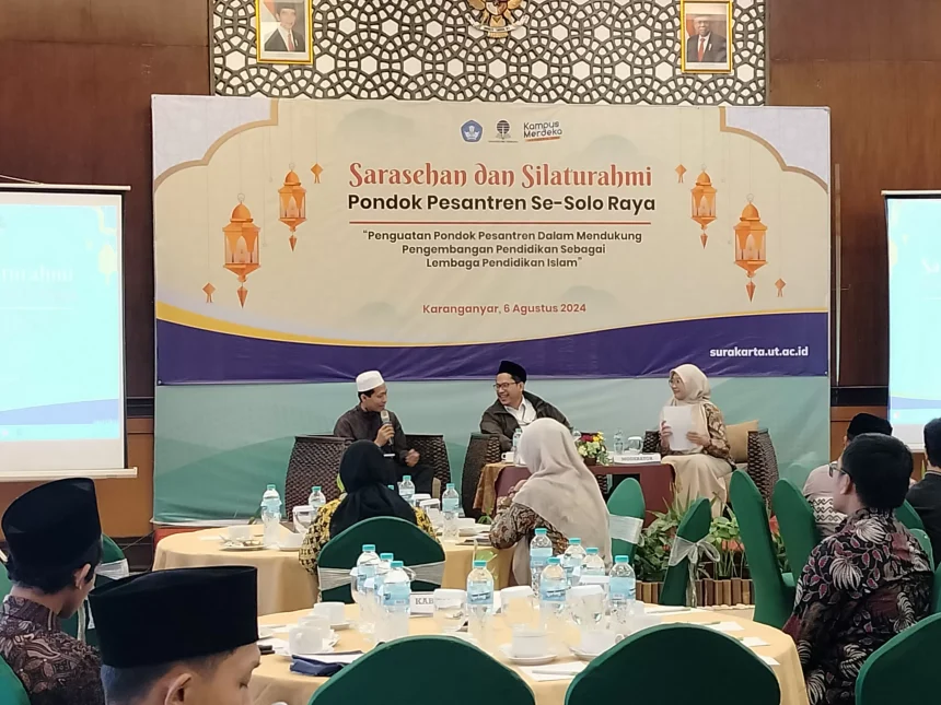 universitas terbuka dan pesantren