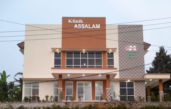 klinik pesantren assalam