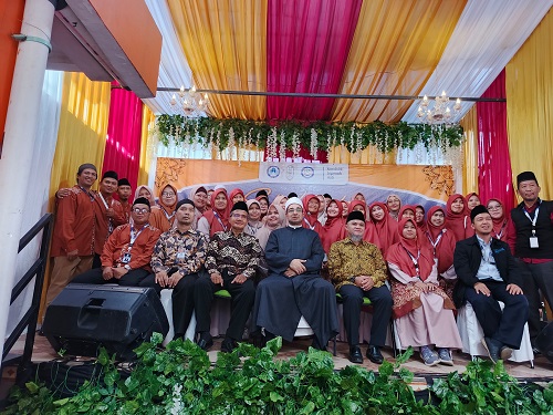 nurul iman al-azhary depok