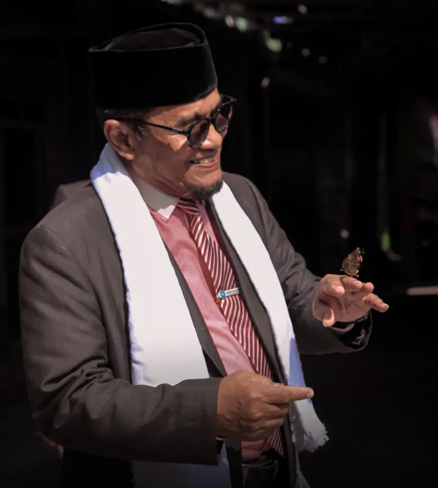 Dr. KH. Ikhwan Hadiyyin, MM