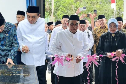 menag resmikan dapur MBG pertama di Bone