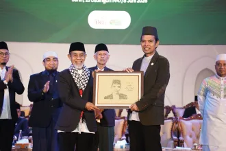 ustad abdul somad di gontor