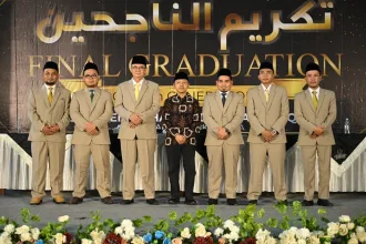 wisuda al furqon