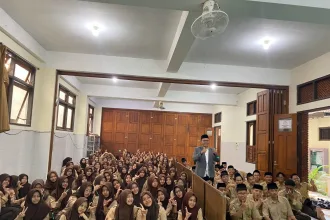 Bawaslu Solo Goes To Pesantren, Ajak Santri Al Muayyad Jadi Pelopor