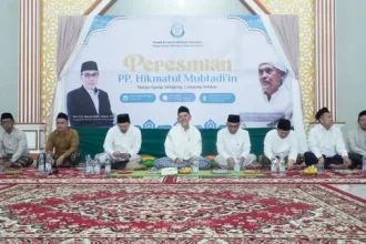 Pesantren Hikmatul Mubtadiin, KH Kafabihi Mahrus
