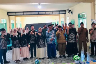 Pondok Pesantren Matsaratul Huda di Kabupaten Pamekasan