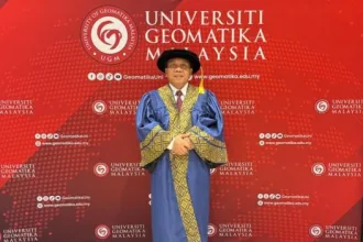 Pengasuh Pesantren di Sidoarjo ini Dikukuhkan sebagai Guru Besar Manajemen Strategik di Malaysia